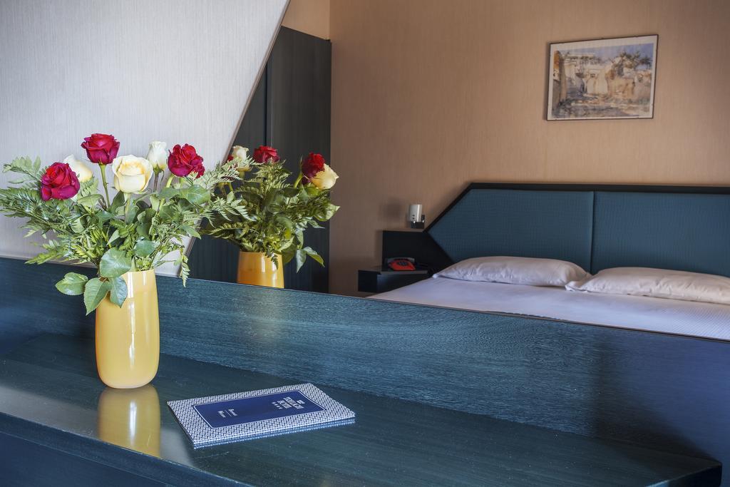Tre Laghi Hotel Nebbiuno Ruang foto