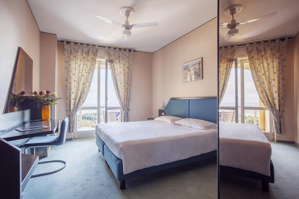Tre Laghi Hotel Nebbiuno Ruang foto