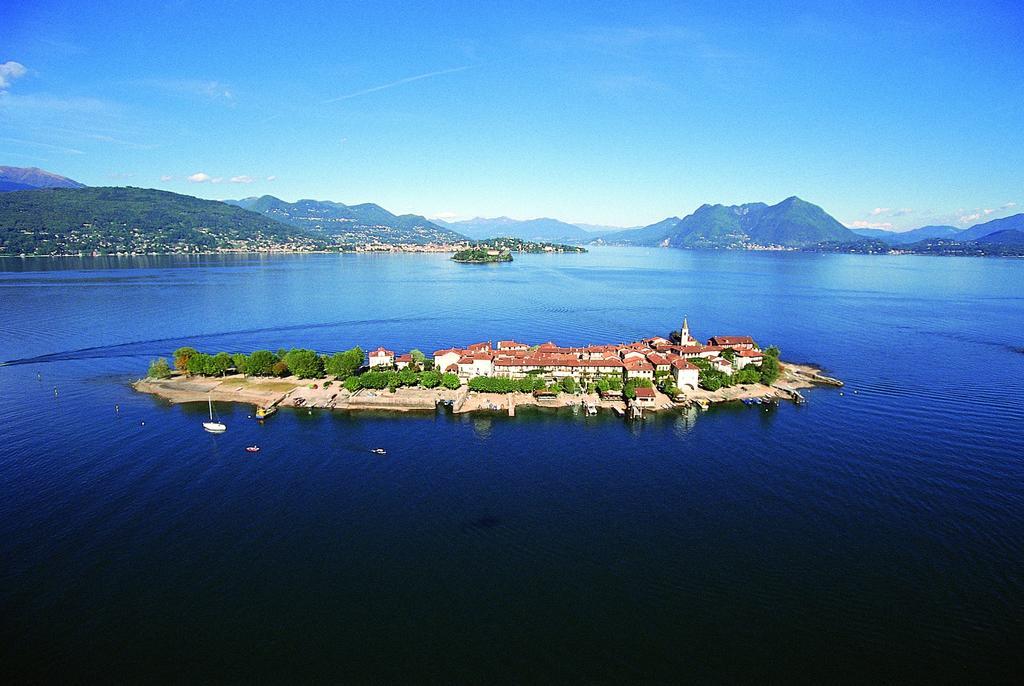 Tre Laghi Hotel Nebbiuno Bagian luar foto