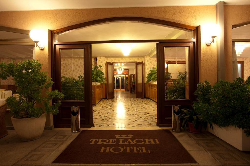 Tre Laghi Hotel Nebbiuno Bagian luar foto